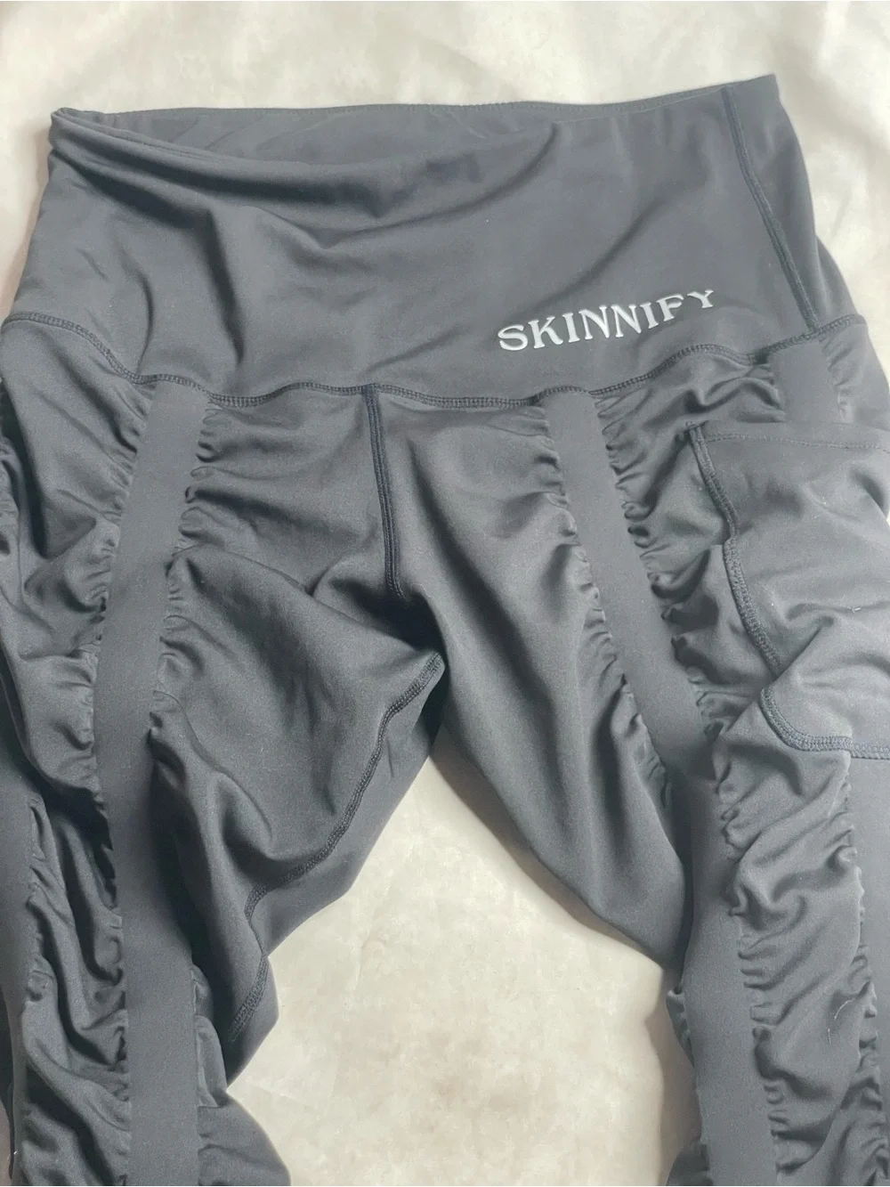 SKINNIFY Black Ruched High-Waist Skinny Pants
